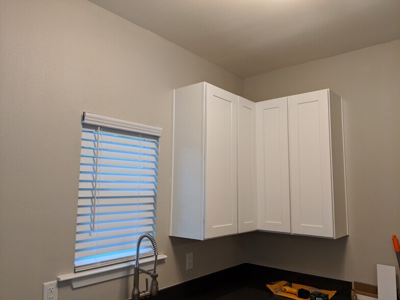 Kitchen - 1826 Maryland Ave