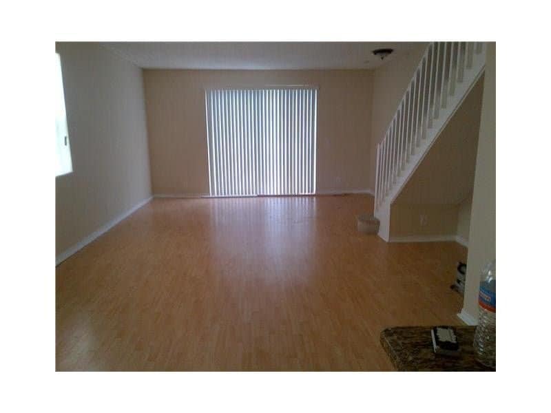 Building Photo - 2154 Madeira Dr