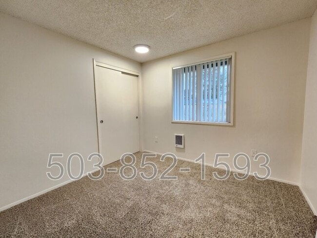 Building Photo - 1829 NE 23rd Ct