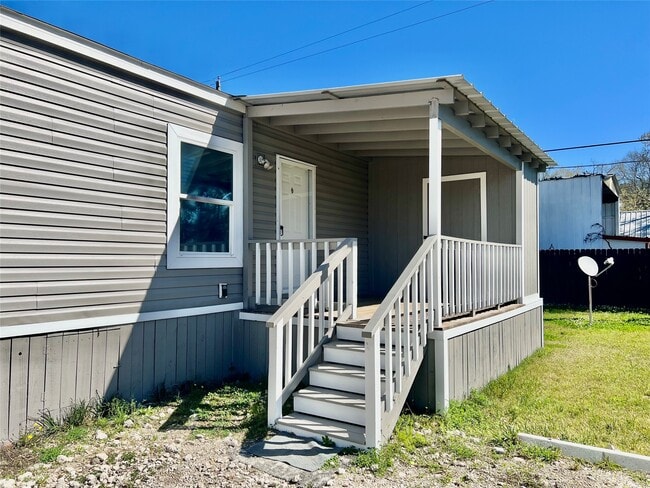 Building Photo - 20681 N Navasota St