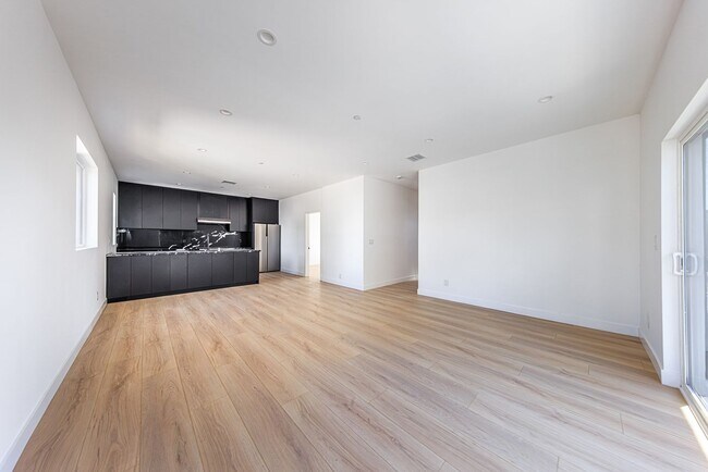 Building Photo - 1954 Purdue Ave