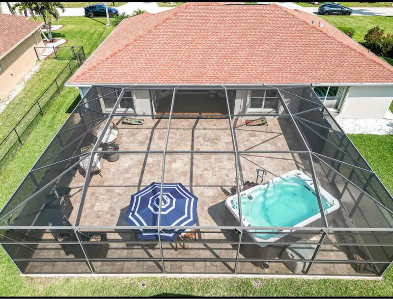 Building Photo - 1190 SW 57th St