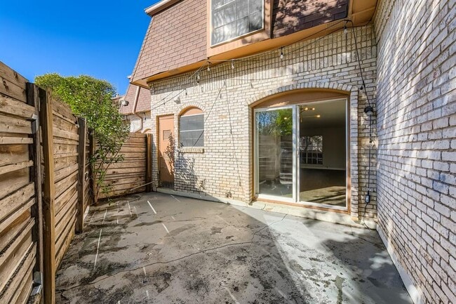 Building Photo - 7801 Shoal Creek Blvd