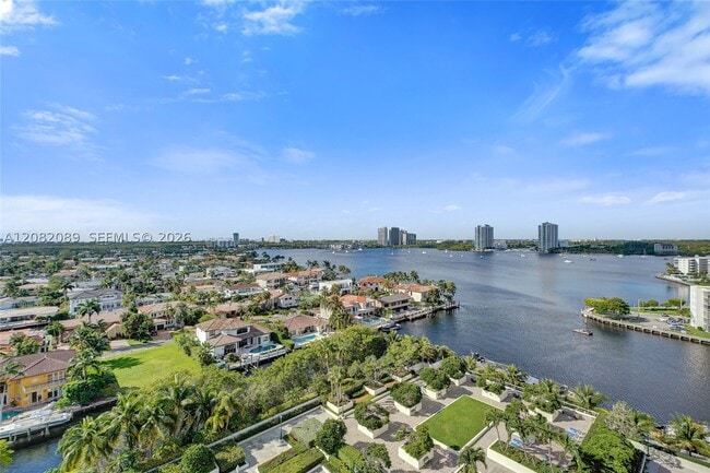 Building Photo - 1000 E Island Blvd