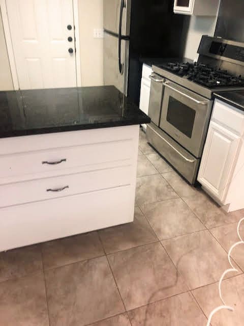 Building Photo - Woodland Village A