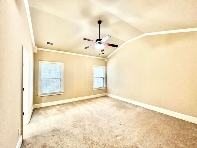 Building Photo - 1040 Jardin Ct