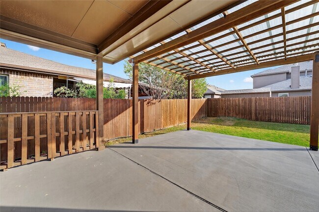 Building Photo - 1928 Velarde Rd