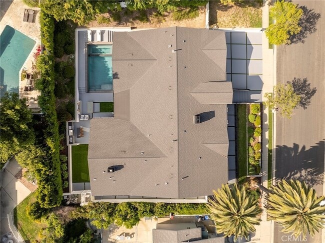 Building Photo - 4635 Brewster Dr