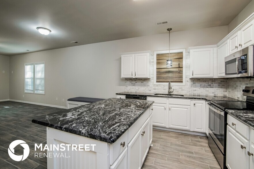 Building Photo - 7108 Snodgrass Hill Ct