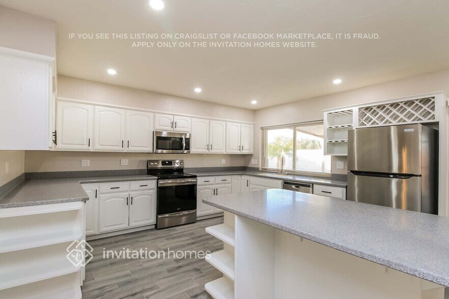 Building Photo - 3206 N Emerson St