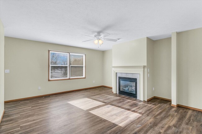 Building Photo - 2733 Rainbow Ave