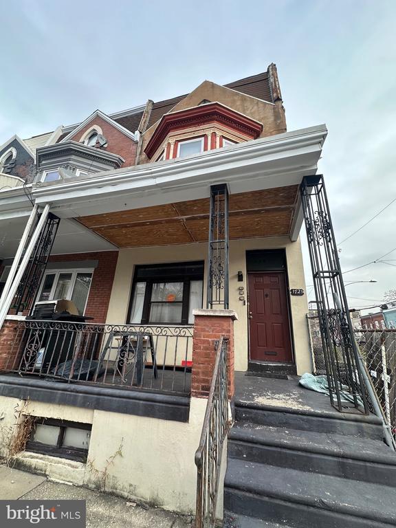 Building Photo - 1721 N Creighton St