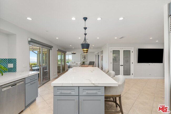 Building Photo - 2526 Cordelia Rd