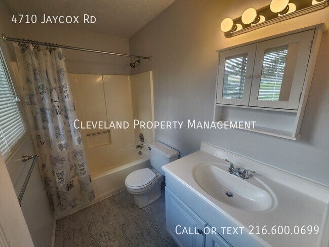 Building Photo - 4710 Jaycox Rd