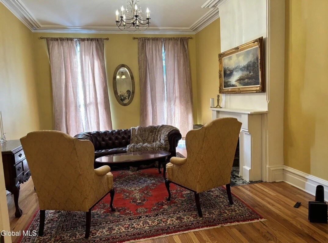 Building Photo - 44 Clinton Ave