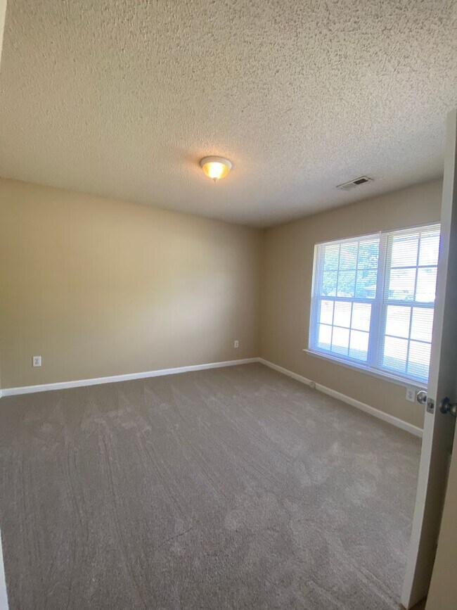 Building Photo - Available For Immediate Move-In!