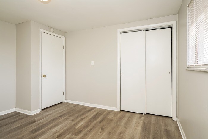 Building Photo - 1848 N Audubon Rd