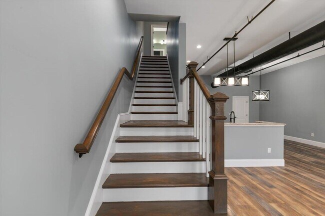 Building Photo - 122 Washington St