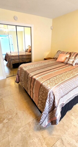 Queen sized bed. Extremely comfortable with 4" Memory Foam topper. - 10910 Diego Dr N