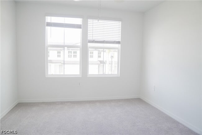 Building Photo - 17530 Paradiso Wy