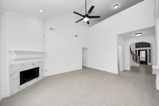 Building Photo - 21214 Lilac Meadows Ln