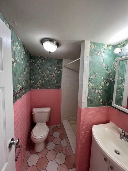 Building Photo - 2721 W Saint Georges Ct