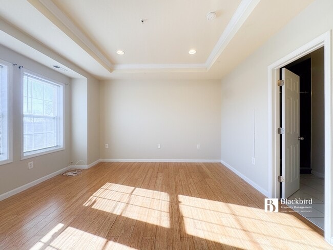 Building Photo - 5030 B St SE