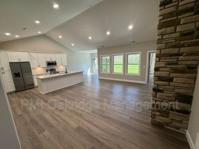 Building Photo - 961 Winter Ridge Dr