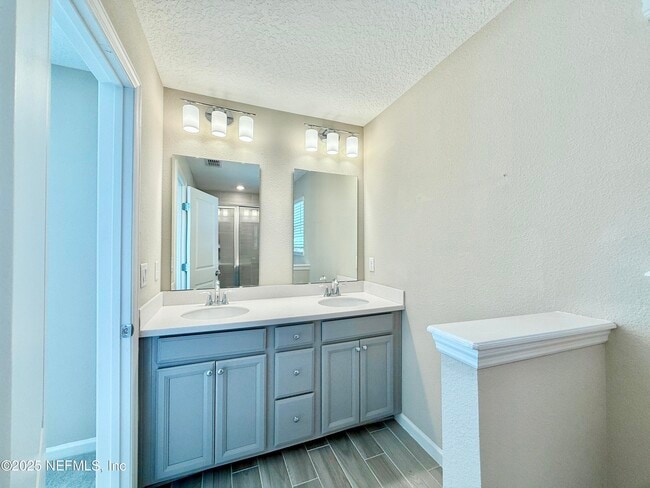 Building Photo - 1193 Beach Dune Dr