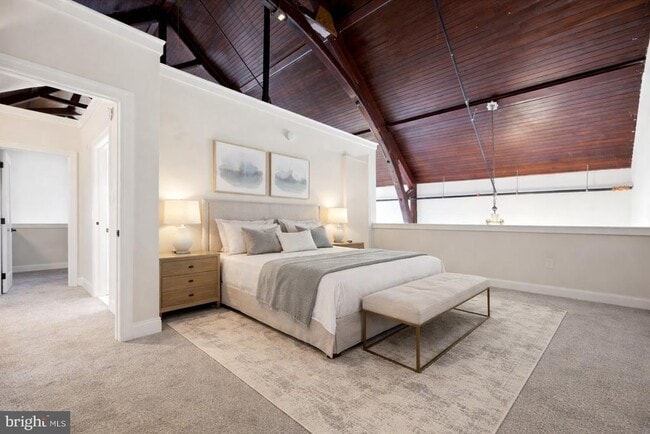 Building Photo - 430 York Rd