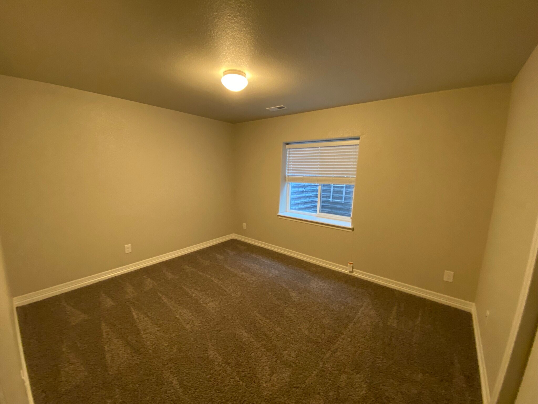 Building Photo - 6834 Mandan Dr