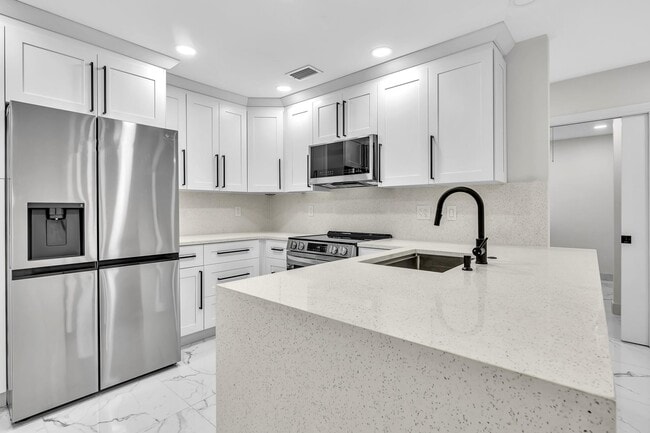 Building Photo - 10441 Boynton Pl Cir