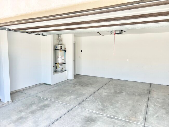 Building Photo - 3172 E Sky Rim Wy