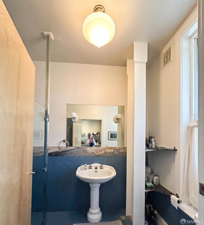 Building Photo - 2811 20th St