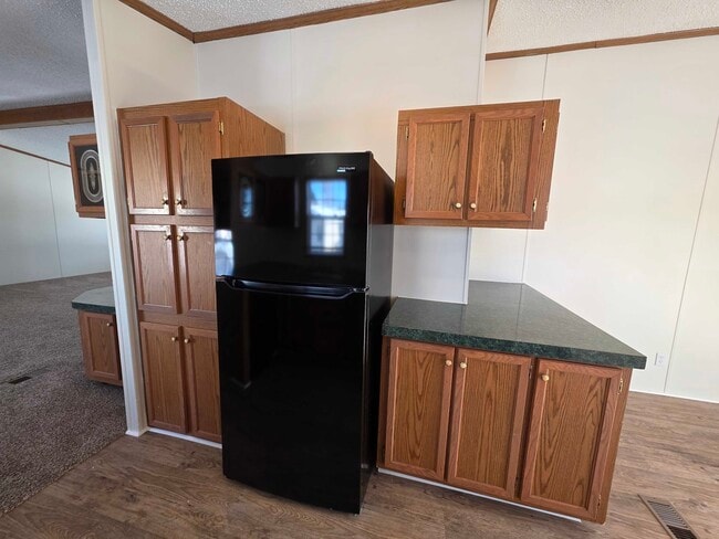 Building Photo - 4421 Beechwood St