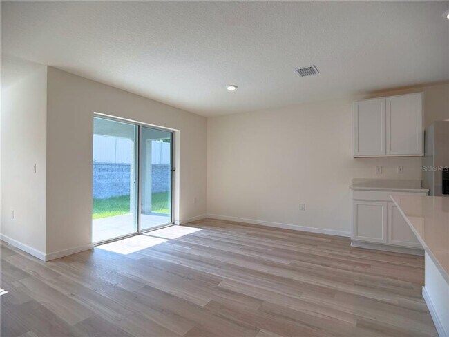 Building Photo - 7230 SE 112th Ln