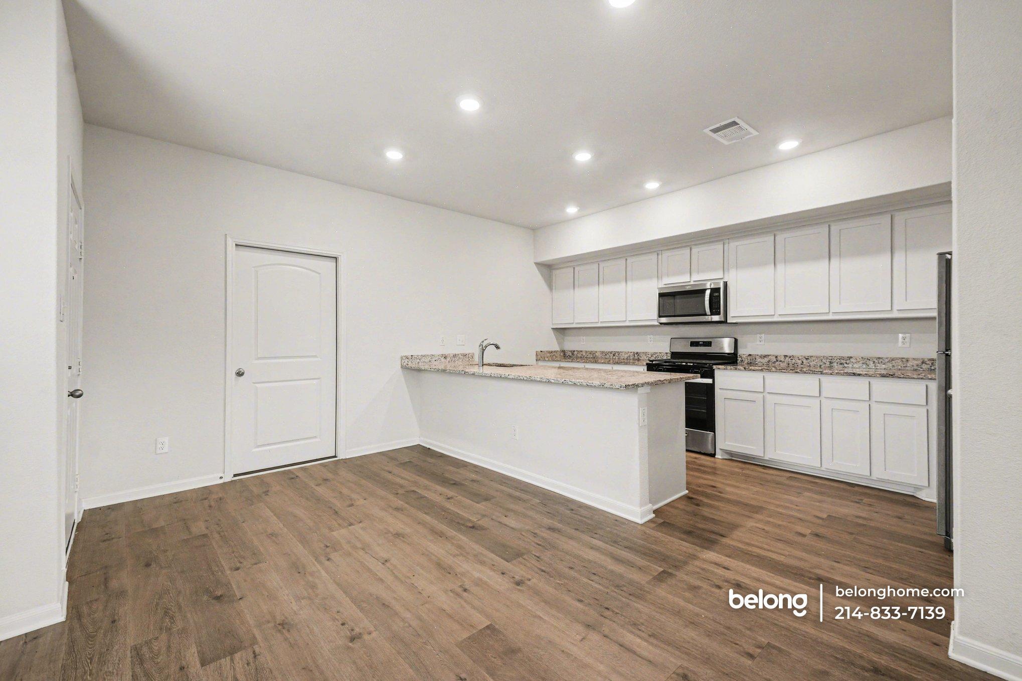 Building Photo - 203 Marsh Ln