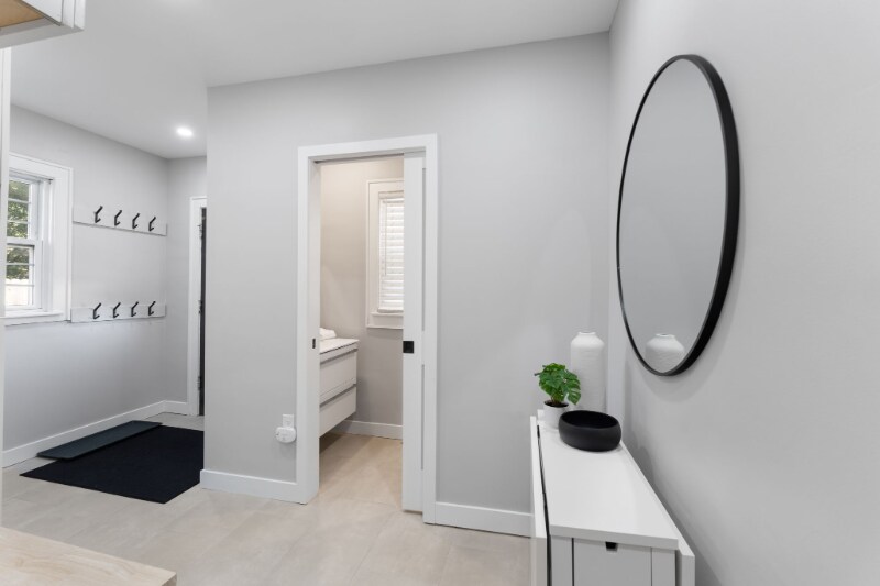 Building Photo - 1704-1706-1706 W 3rd Ave