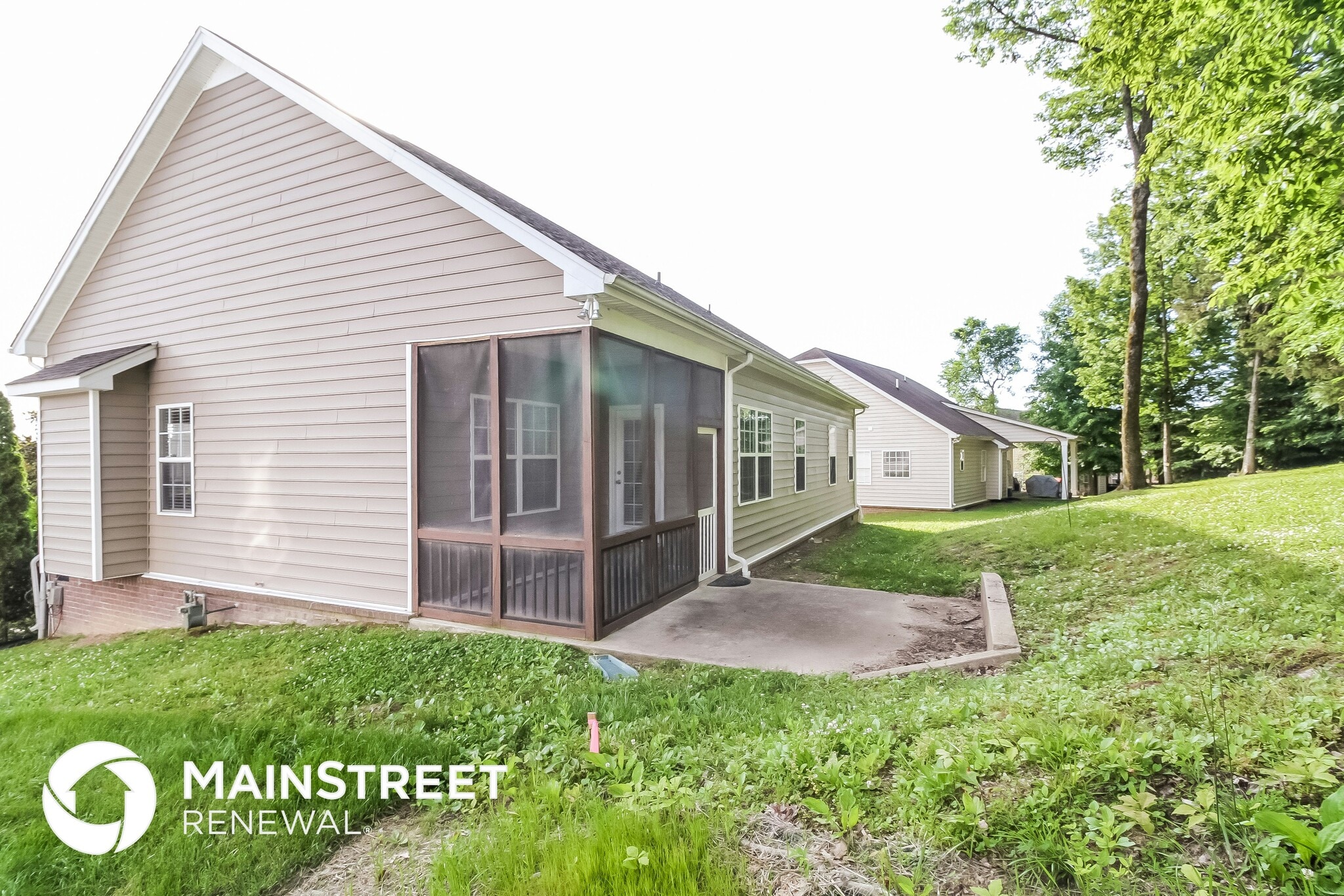 Building Photo - 1740 Woodland Pointe Dr