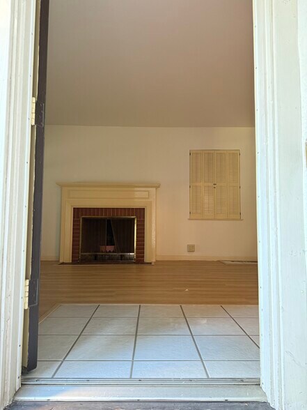 family room - 25 W Monterey Ave