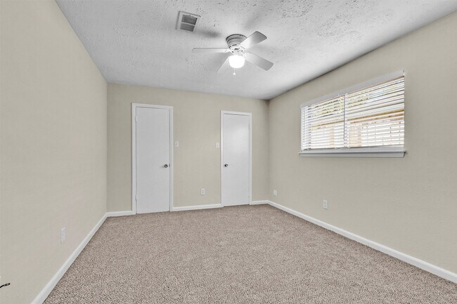 Building Photo - 23038 Banquo Dr