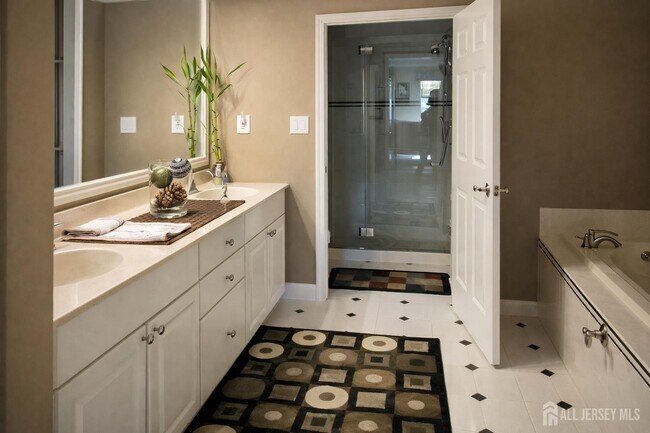 Building Photo - 22 Breckenridge Ln