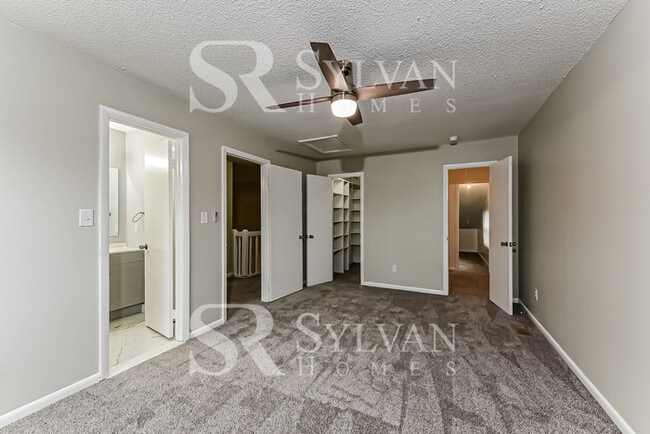 Building Photo - At Last, This Is What You Have Been Searching For!