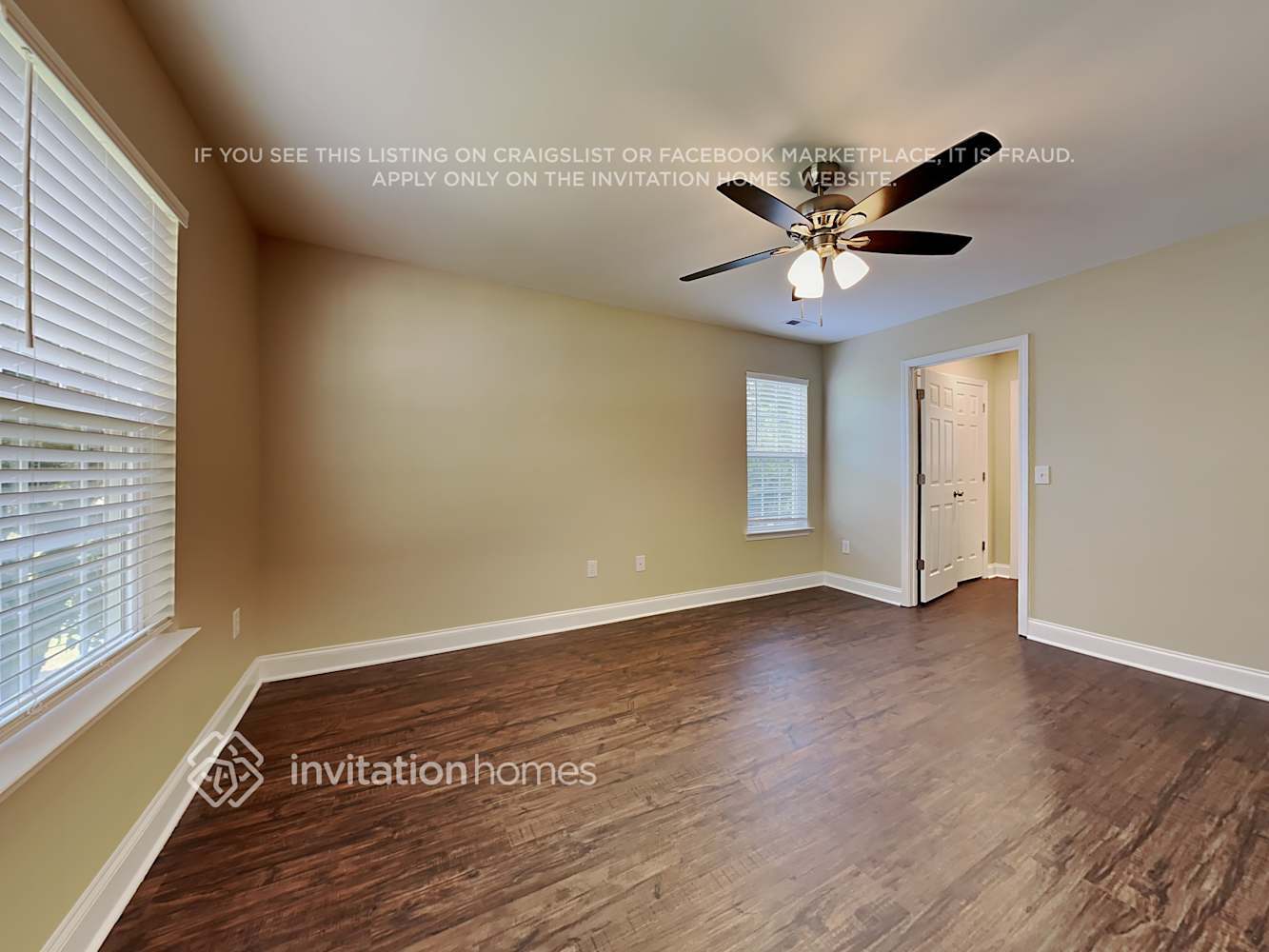 Building Photo - 1303 Oakshade Ave