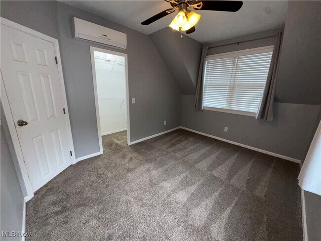 Building Photo - 5853 Melody Ln
