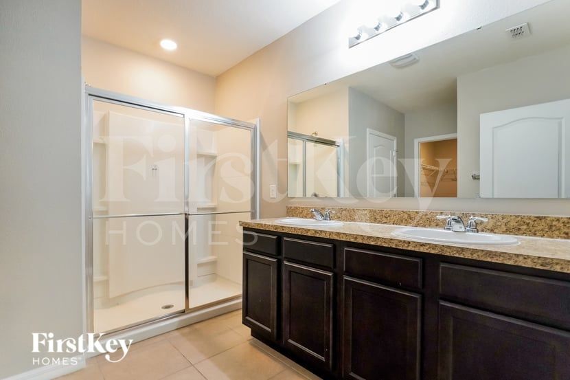 Building Photo - 855 Sheen Cir