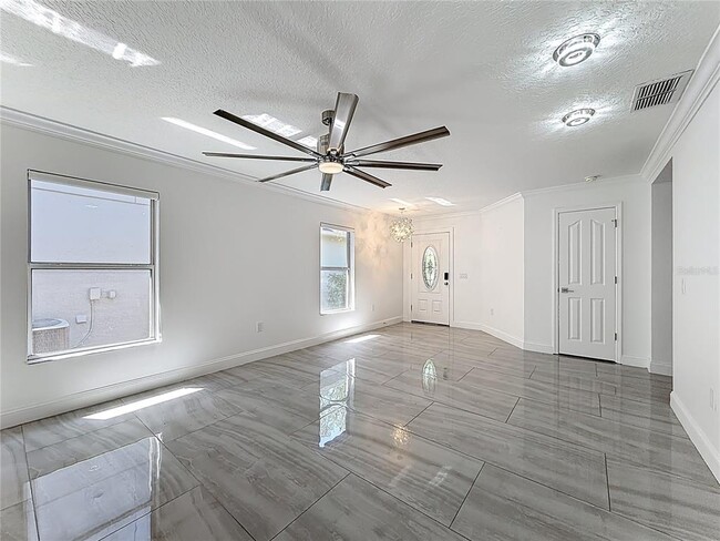 Building Photo - 12844 Oulton Cir