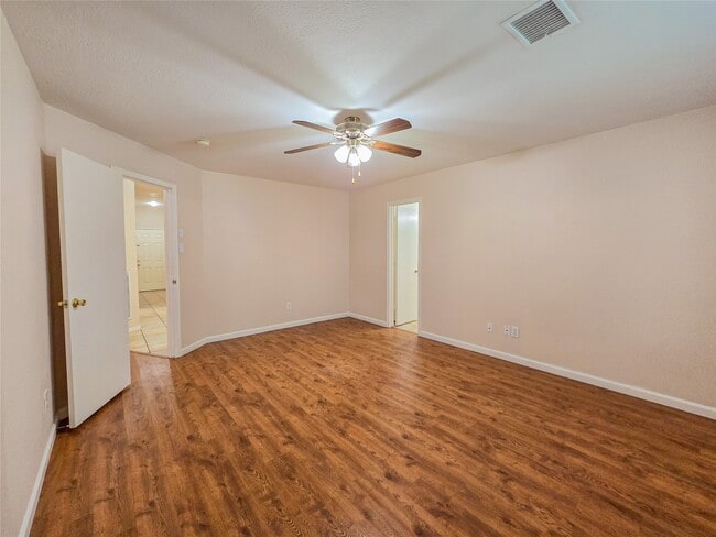 Building Photo - 16131 Taloncrest Dr