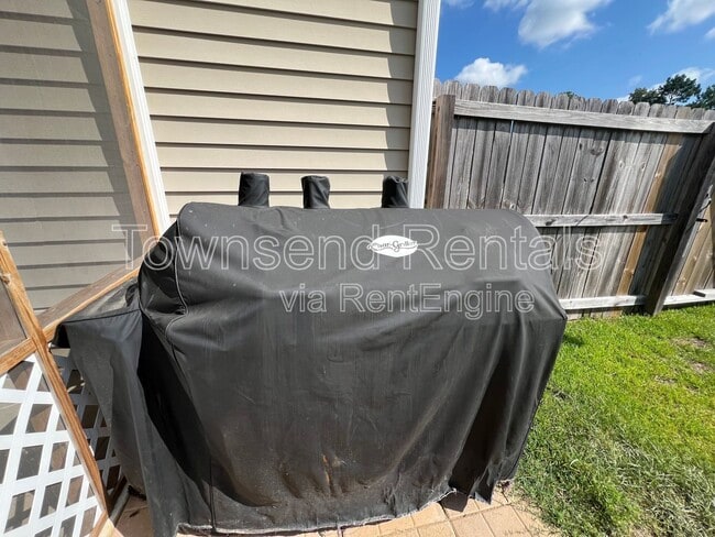 Building Photo - 4411 Low Oak Ct