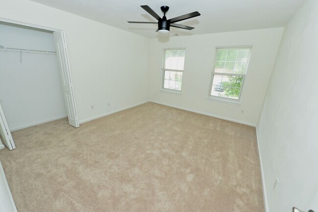 Building Photo - 4221 White Heron Point